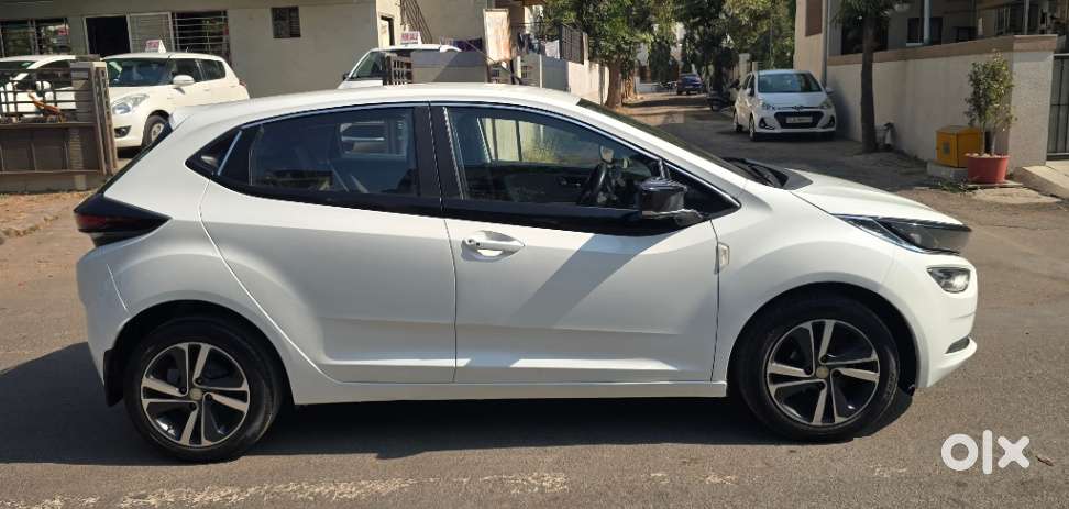 Tata Altroz Xz, 2020, Petrol