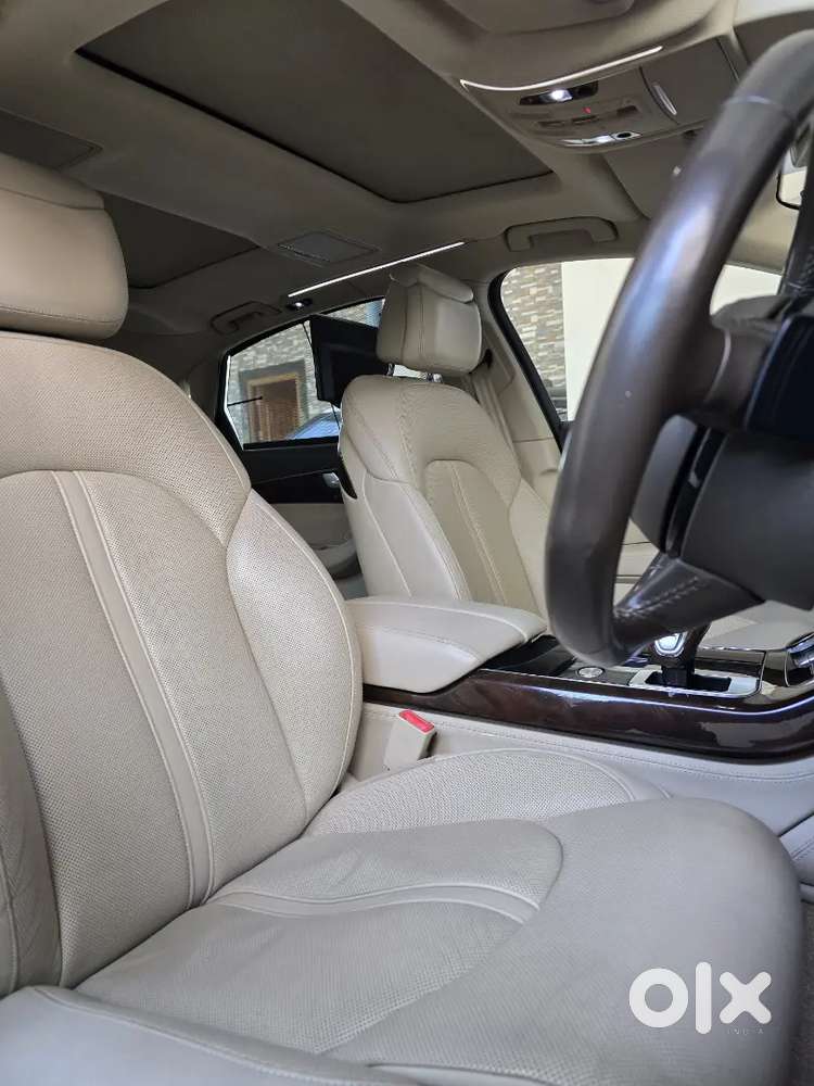 Audi A8 L 2015 Diesel 70000 Km Driven