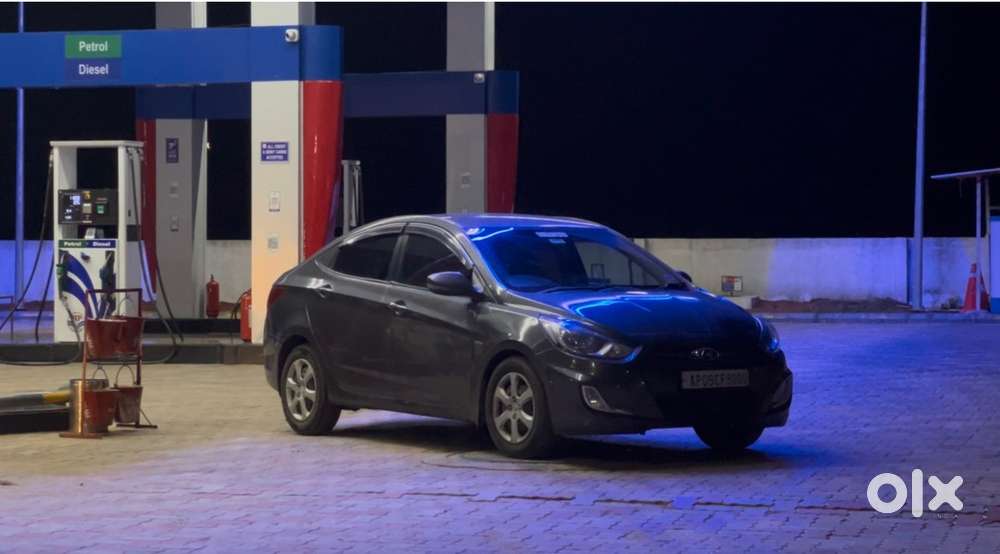 Hyundai Verna Fluidic 2012