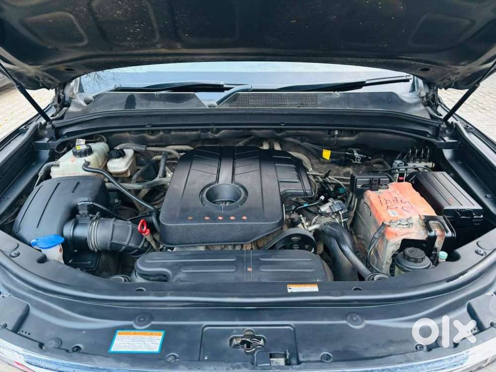 Mahindra Alturas G4 4wd At, 2019, Diesel