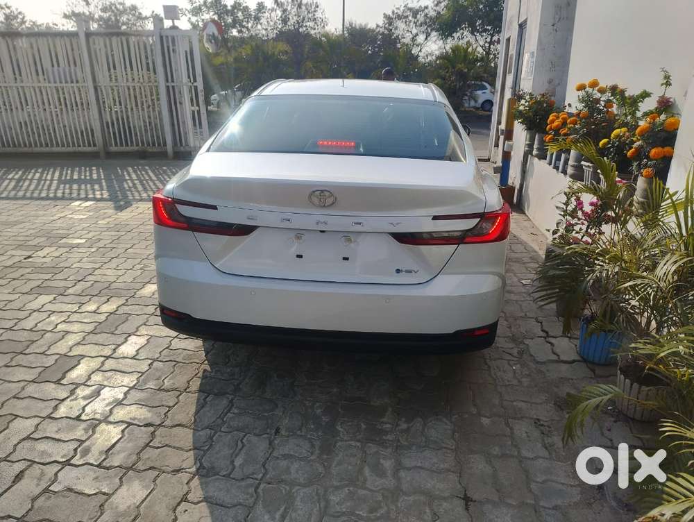 Toyota Camry 2.5 Hybrid, 2026, Petrol