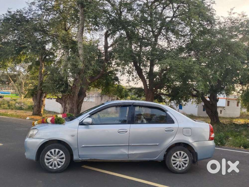 Toyota Etios G 2011