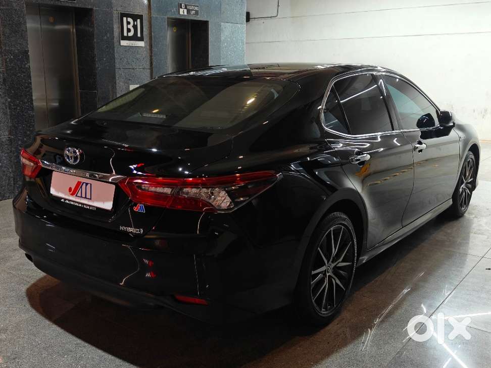 Toyota Camry Hybrid, 2024, Petrol