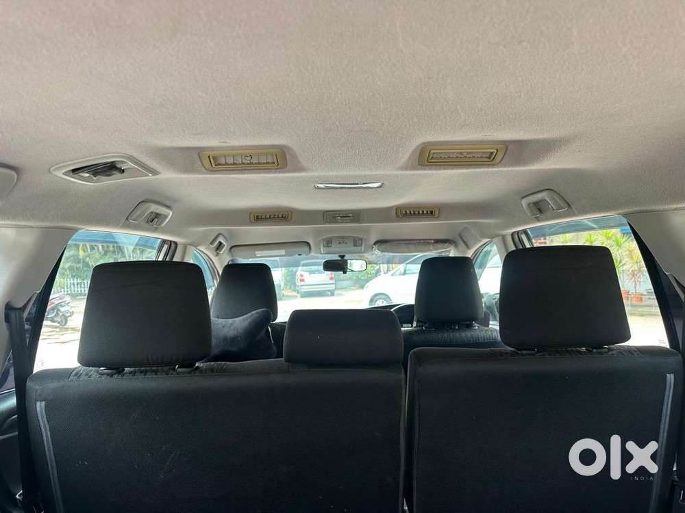 Toyota Innova Crysta 2016 Diesel 116500 Km Driven