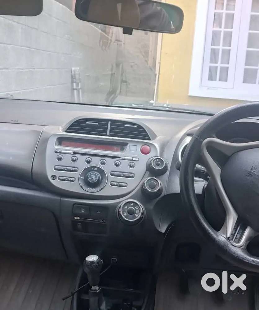 Honda Jazz 2012 Petrol 80000 Km Driven