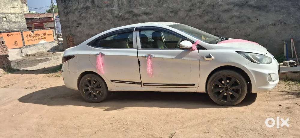 Verna Model 2011