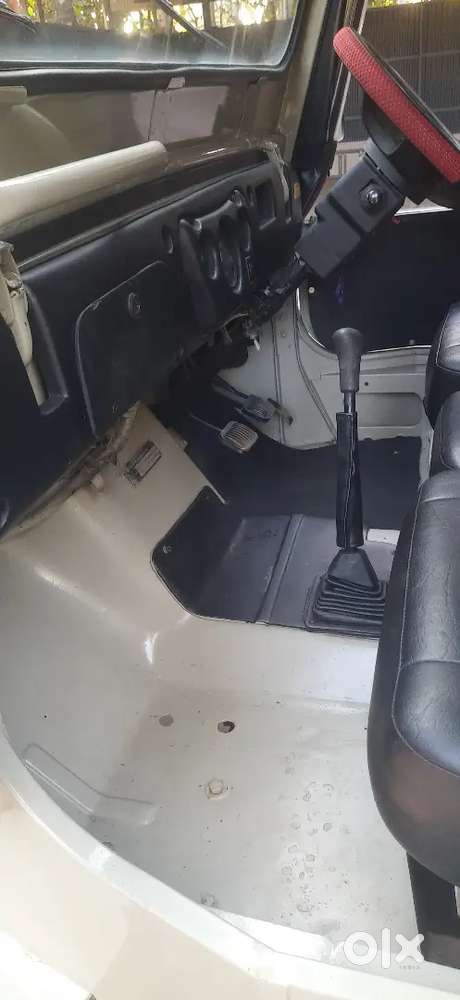 Mahindra Jeep 2006