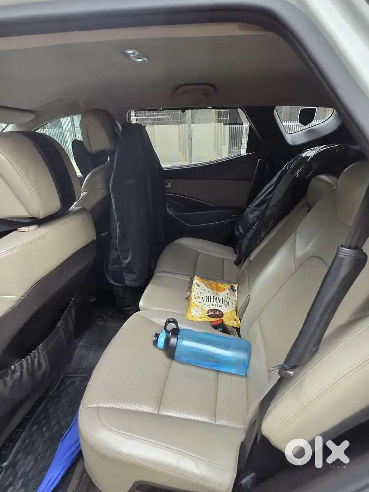 Hyundai Santa Fe 2.2l Awd (push Button Start With Keyless Entry)