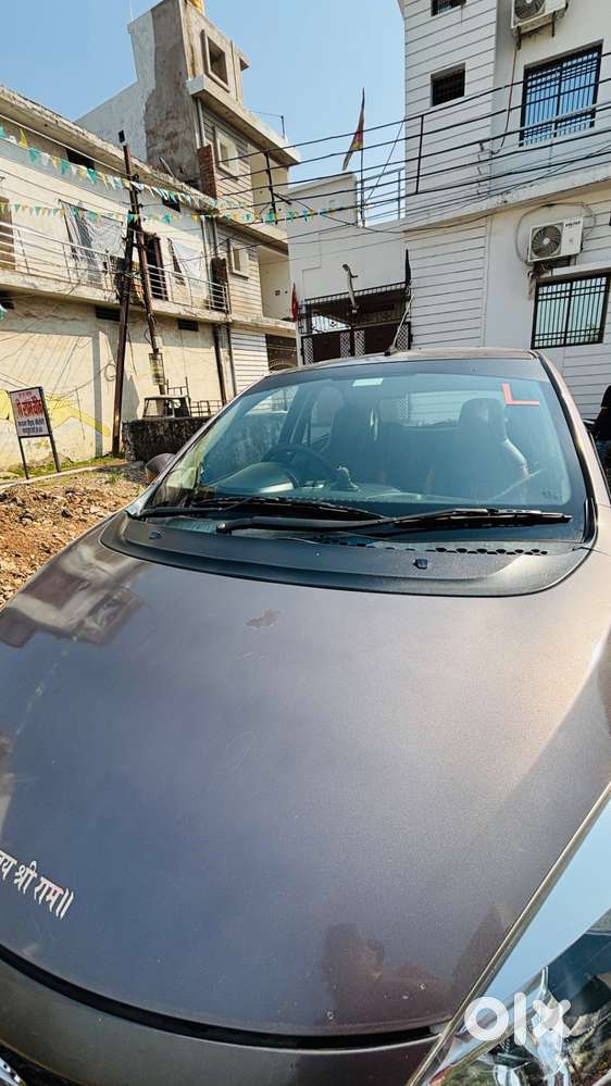 Tata Tiago 2017 Petrol