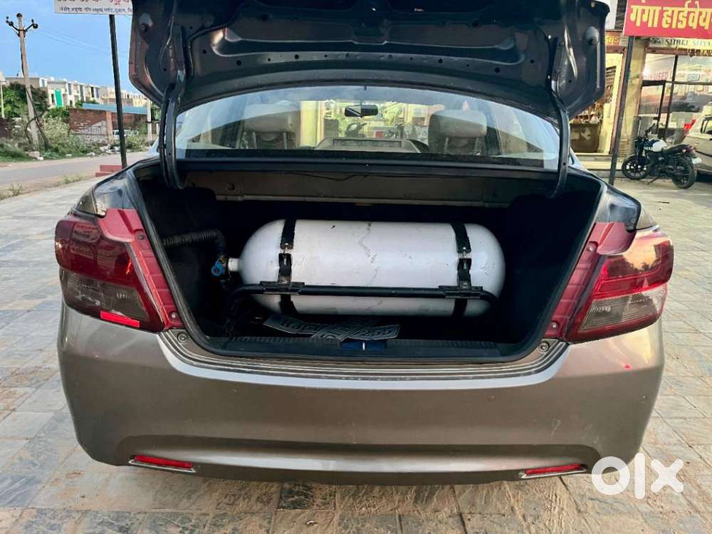 Maruti Suzuki Swift Dzire 1.2 Vxi Bsiv, 2023, Cng & Hybrids