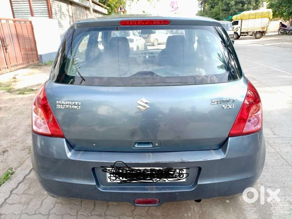 Swift Vxi Petrol 2011