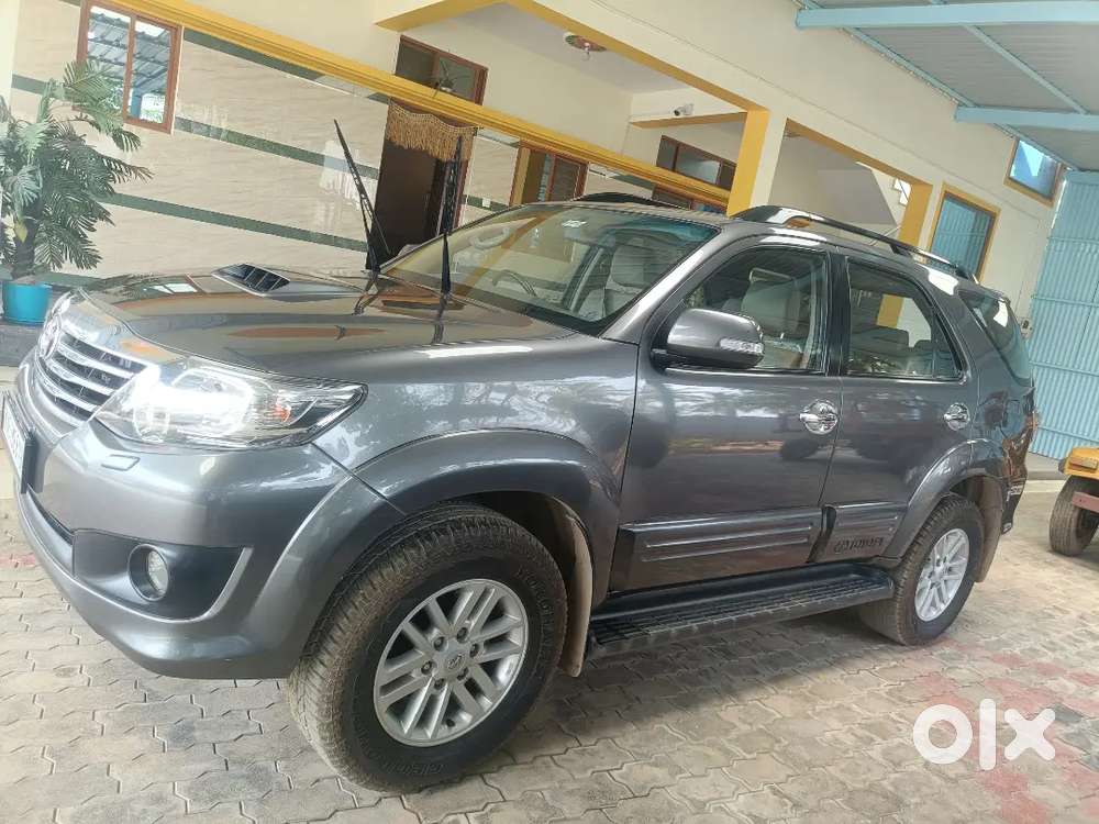 Toyota Fortuner 2014 February Second Owner  Ka Rto 51 Registered