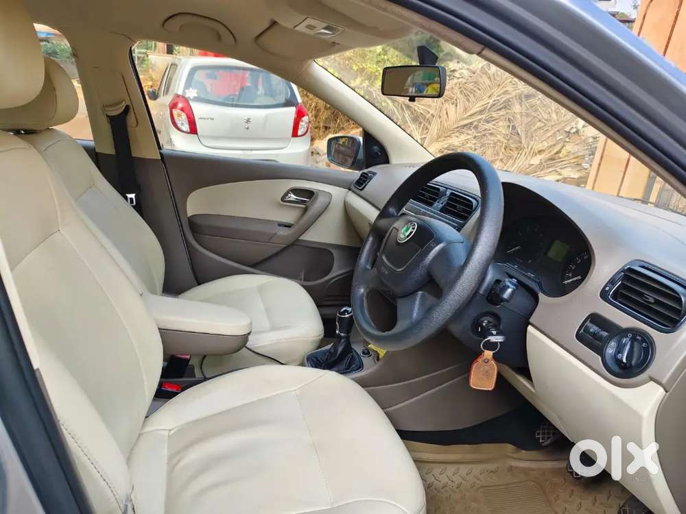 Skoda Rapid 2012 Petrol 90600 Km Driven