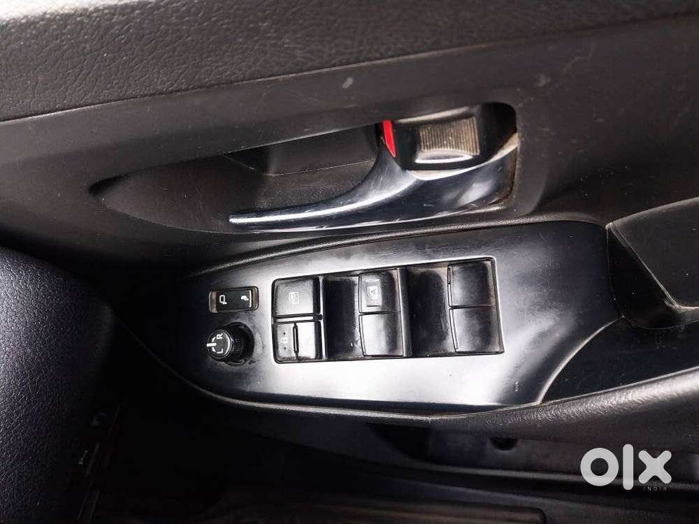 Toyota Innova Crysta [2020-ongoing] 2.4 Gx 8 Str, 2020, Diesel