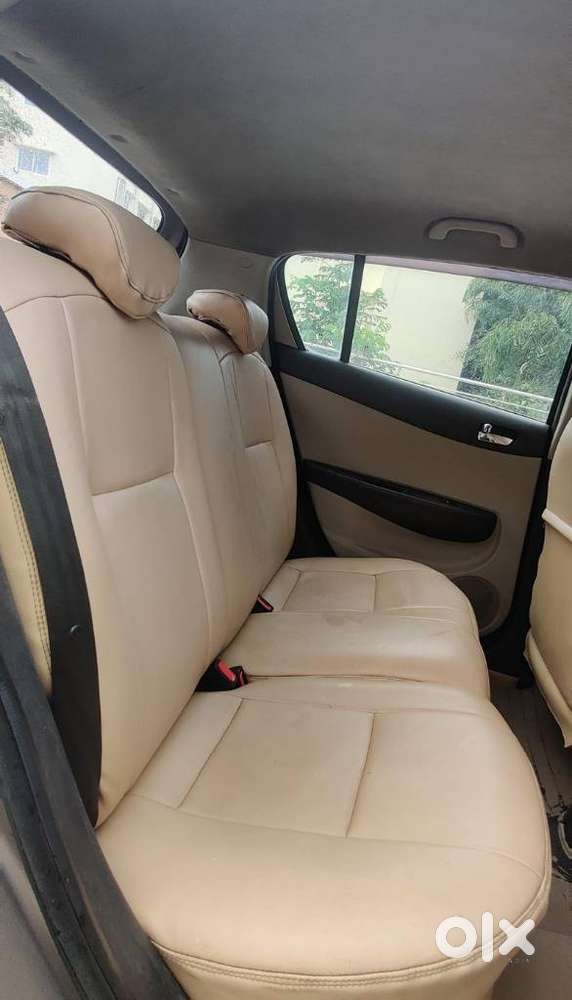 Hyundai I20 Sportz 1.2 Bs-iv, 2014, Petrol