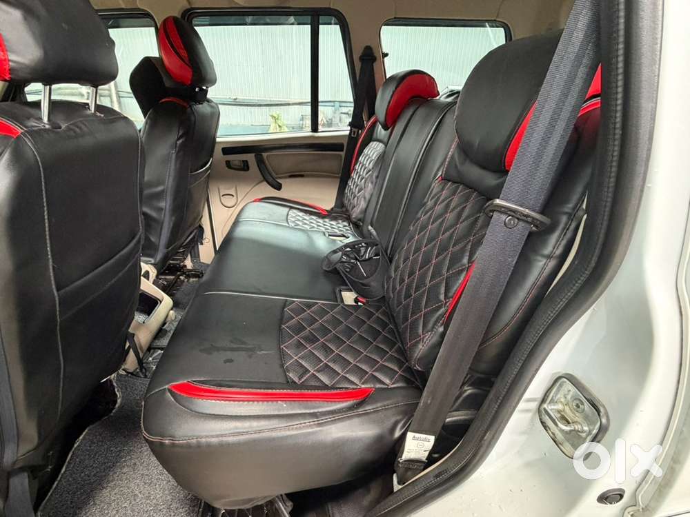 Mahindra Scorpio Classic 2025 Diesel Manual