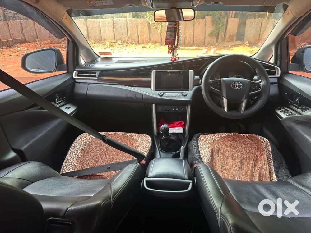 Toyota Innova Crysta 2019 Diesel 270000 Km Driven