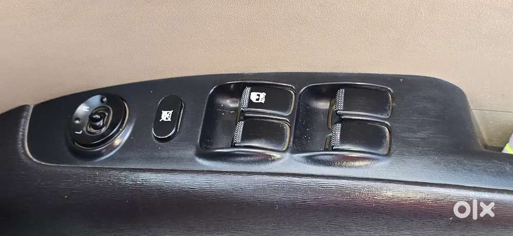 Hyundai I10 2011 Cng & Hybrids Well Maintained