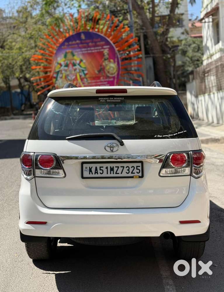 Toyota Fortuner 4x2 Manual, 2015, Diesel