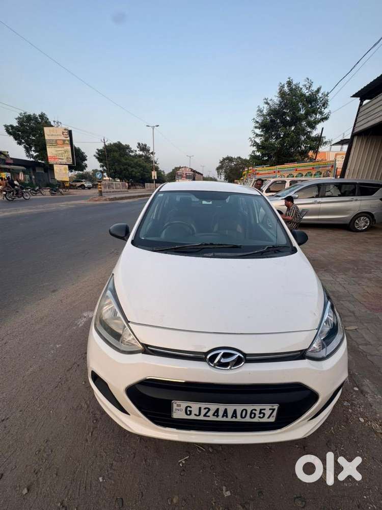 Hyundai Xcent 2015 Cng & Hybrids 128000 Km Driven