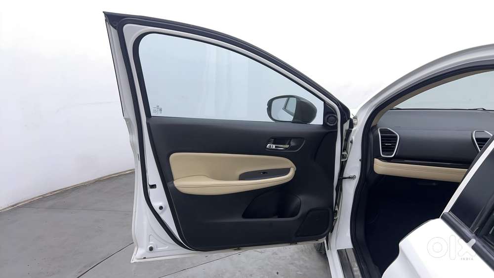 Honda City 1.5 Zx I-vtec Mt, 2023, Petrol