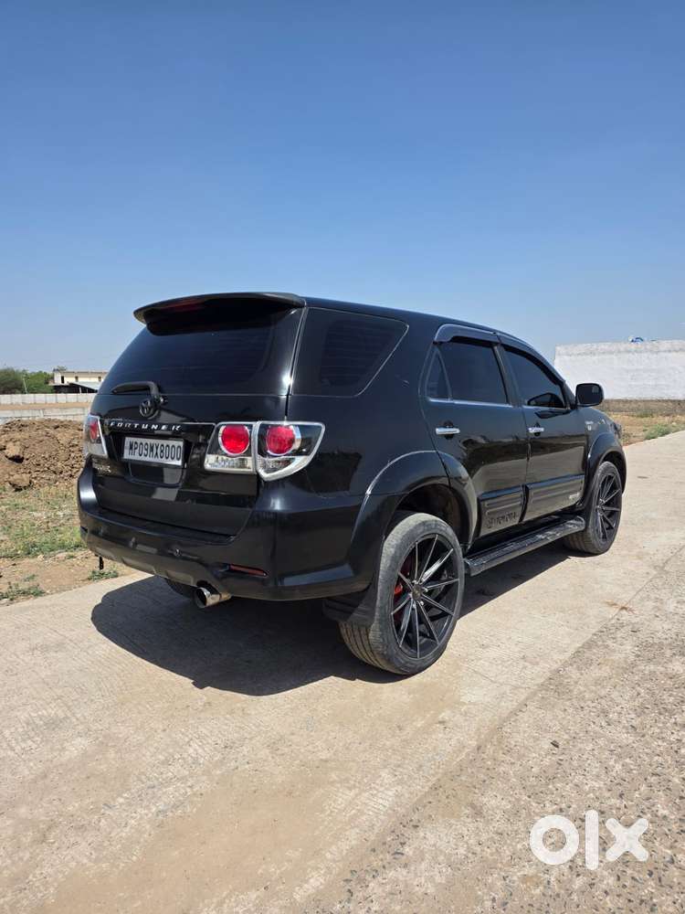 Toyota Fortuner, 2010, Diesel