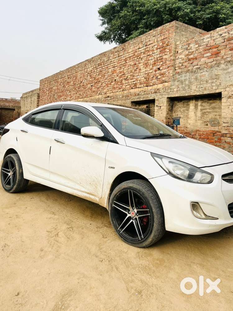 Hyundai Fluidic Verna 2014