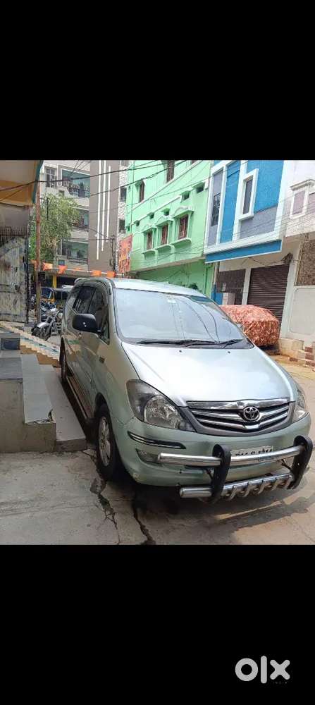 Toyota Innova 2006 Diesel 178600 Km Driven