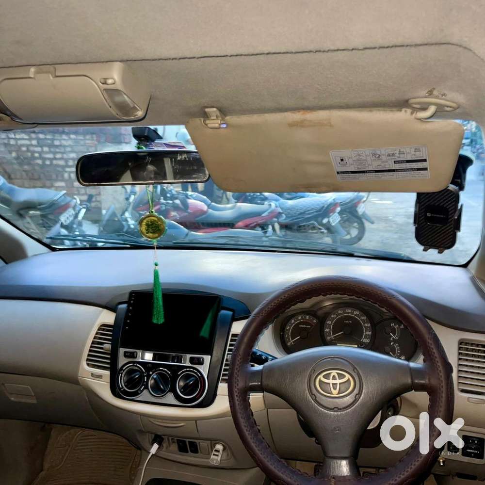 Toyota Innova 2010 Diesel Well Maintained