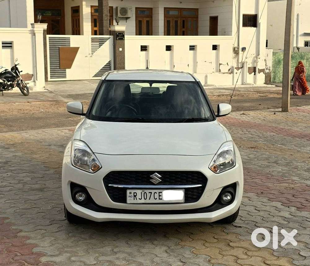 Maruti Suzuki Swift Vxi + Manual, 2023, Petrol