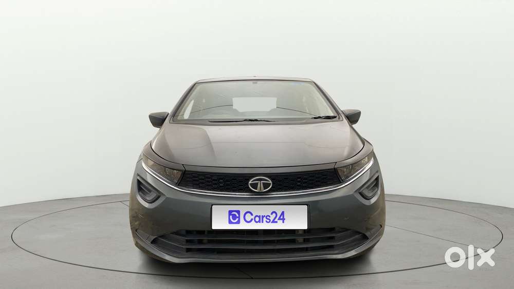 Tata Altroz 1.2 Xe, 2020, Petrol