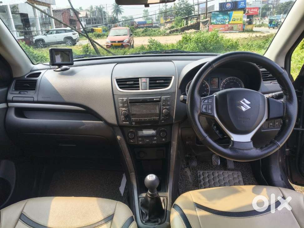 Maruti Suzuki Swift Zxi Bsiv, 2017, Petrol
