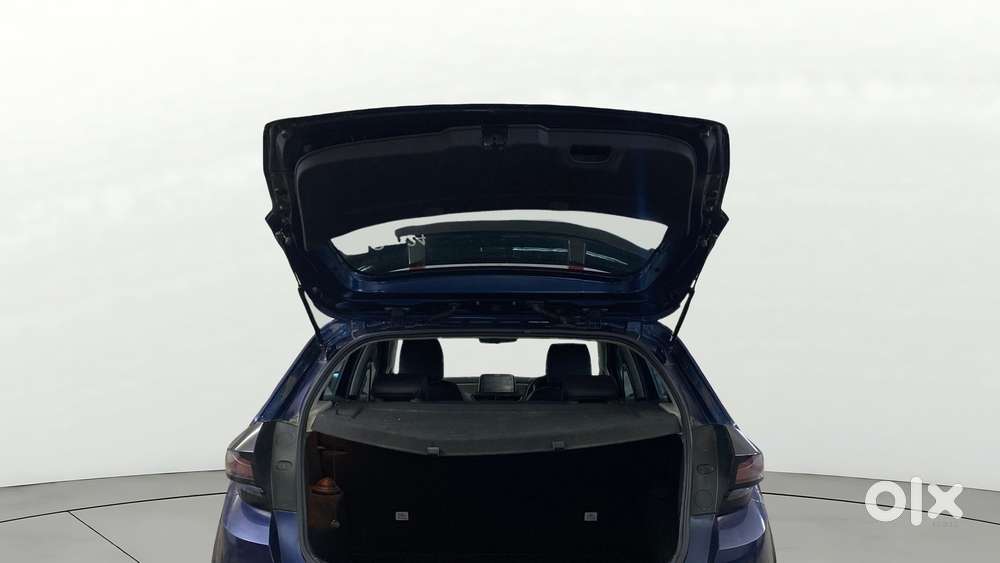 Tata Altroz 1.2 Xza Plus, 2022, Petrol