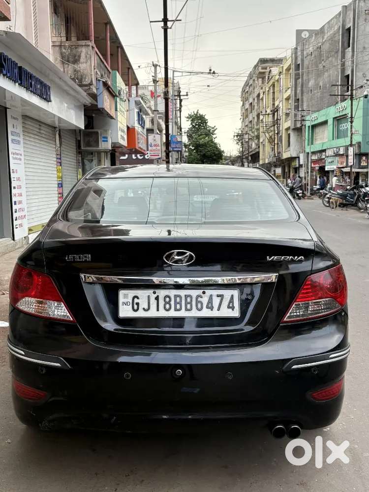 Hyundai Verna Crdi 2012