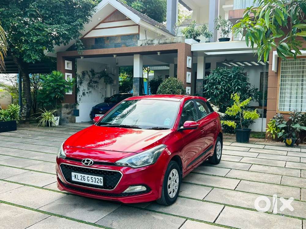 2016 Hyundai I20 Sportz Diesel Single Owner 84000 Km New 4 Tyres