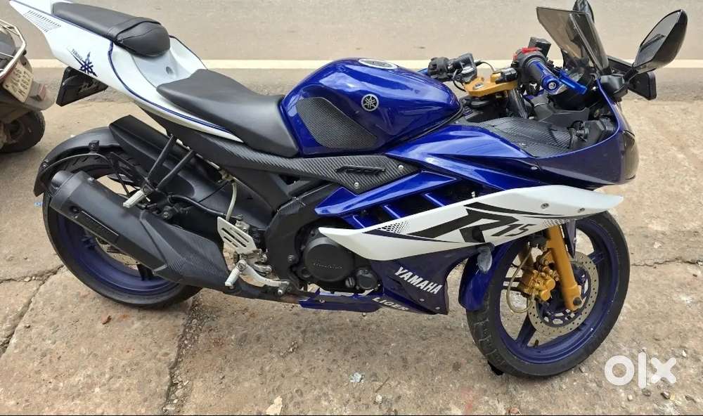 Yamaha R15 2016 Petrol