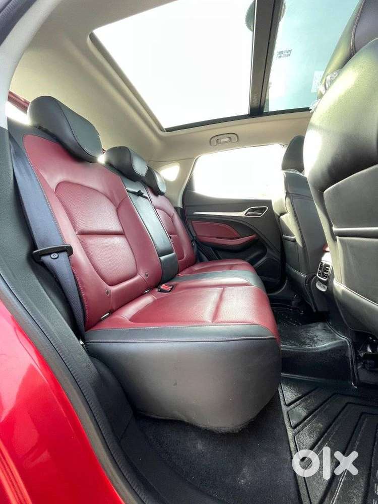 Mg Astor 1.3 Savvy Turbo At S Red, 2023, Petrol