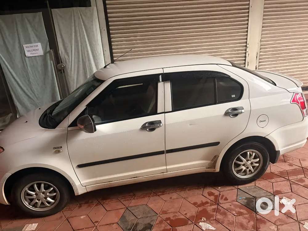 Maruti Swift Dzire Tour 2015