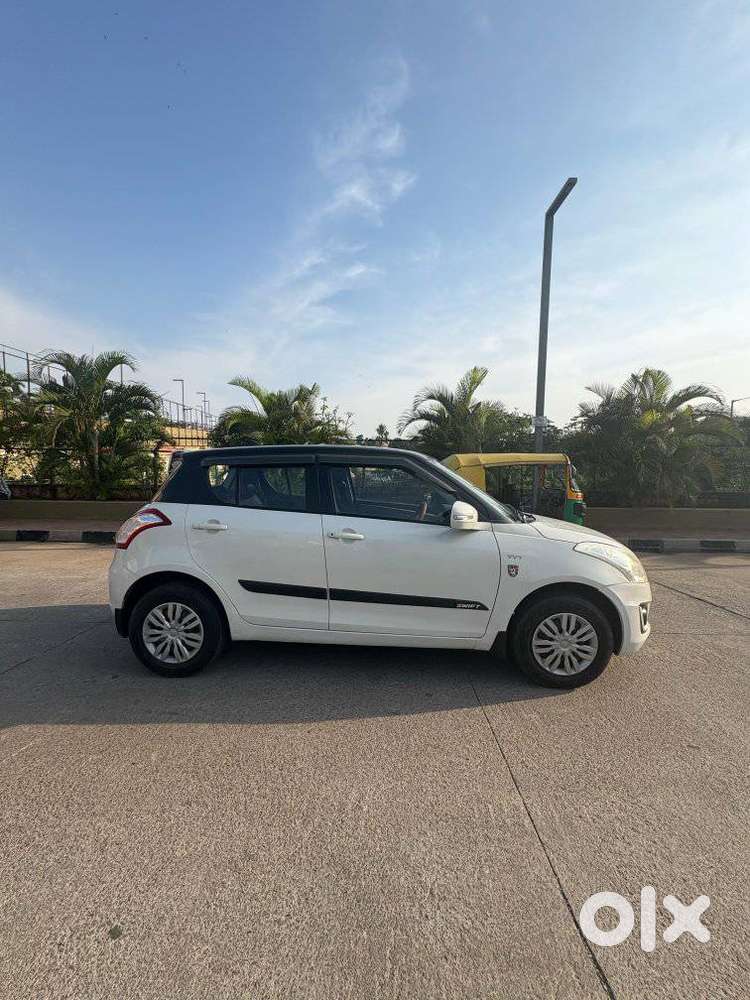 Maruti Suzuki Swift Vxi + Manual, 2015, Petrol