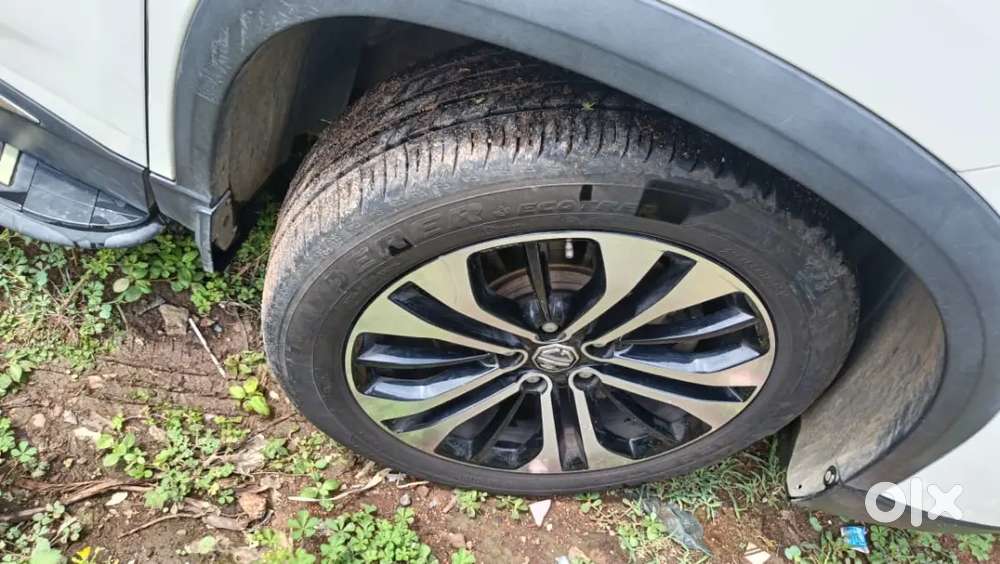 Mg Hector Plus 2022 Sharp Turbo