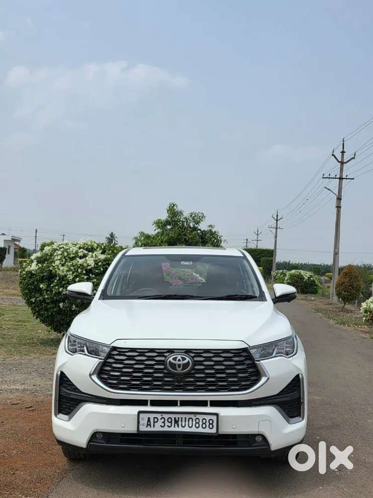 Innova Hycross Zx Hybrid 7 Seater Oct 2023