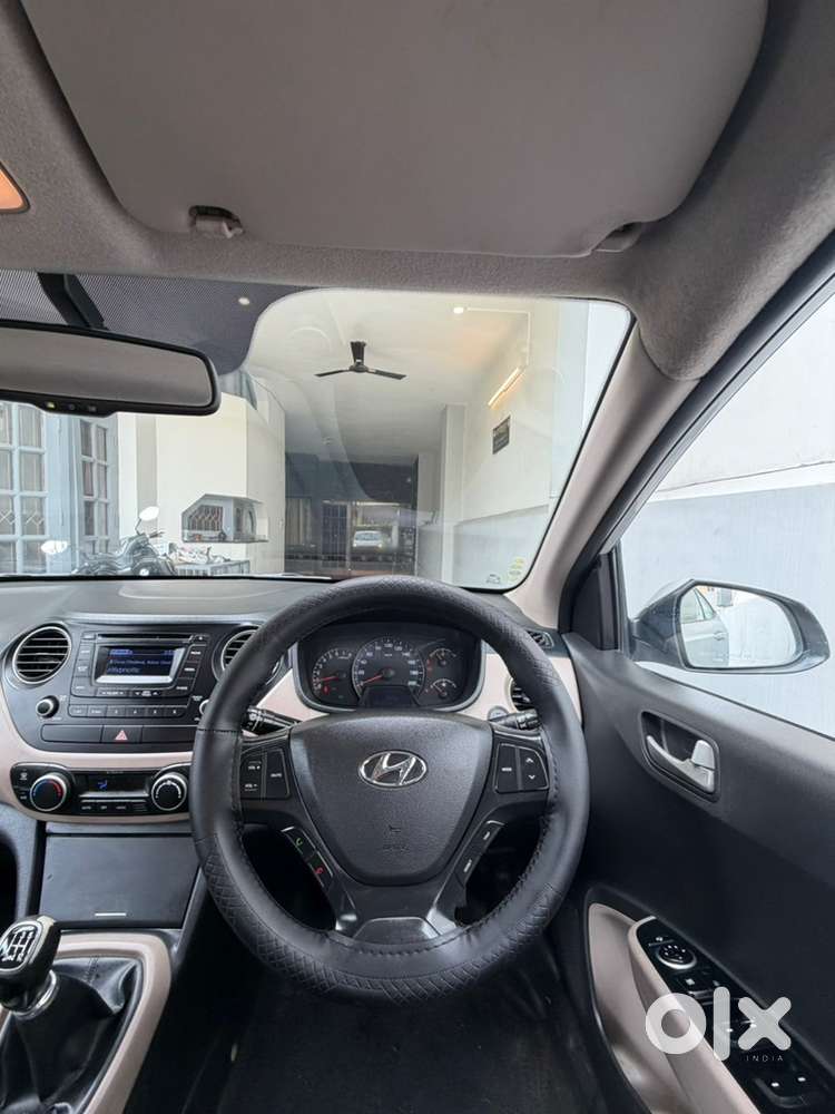 Hyundai Xcent Top Model Petrol 2014 Mint Condition
