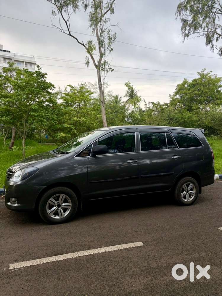 Toyota Innova 2010 Diesel Top Condition