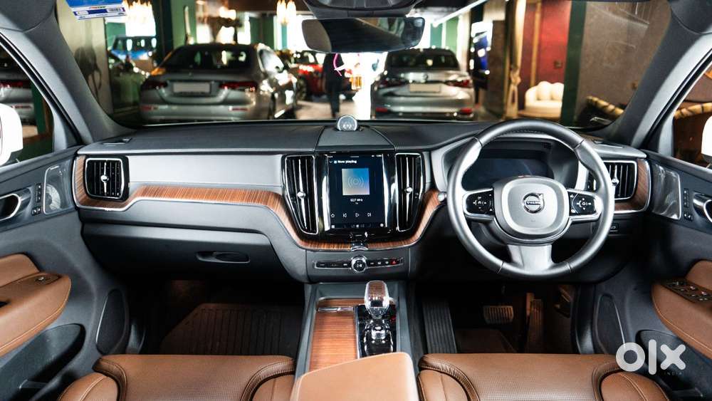 Volvo Xc60 2.4 D5 Awd At, 2025, Petrol