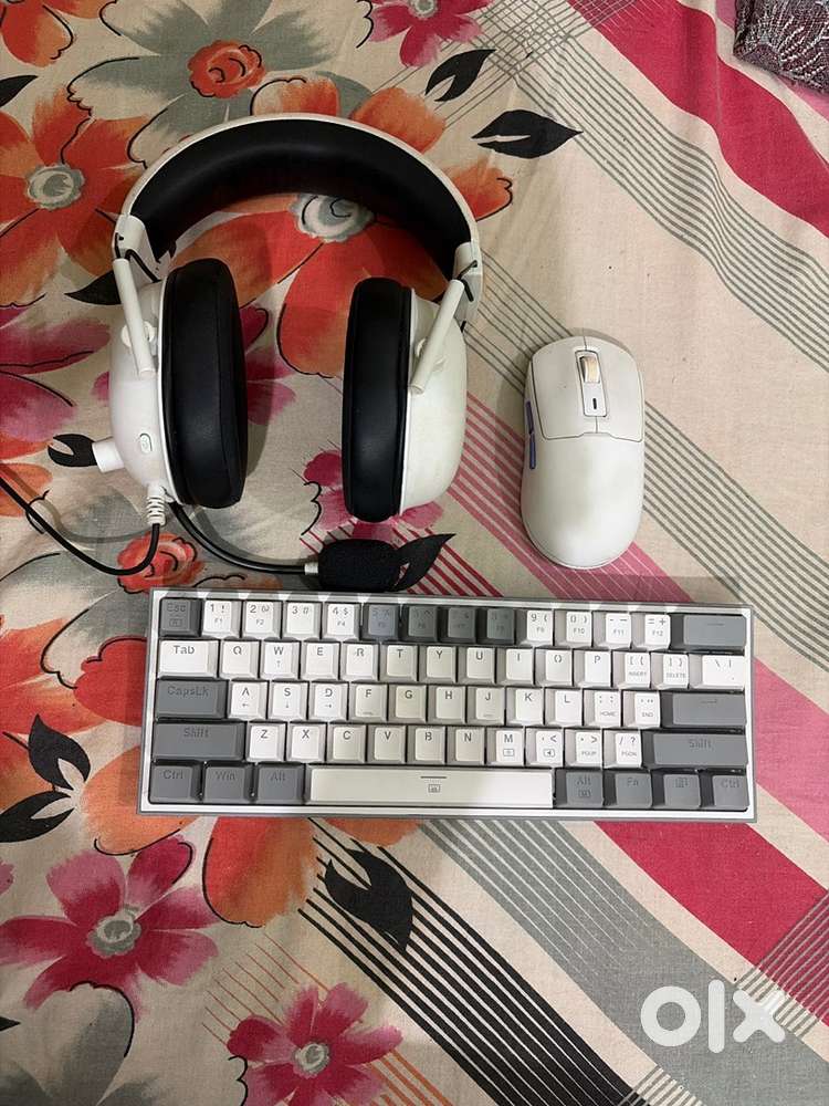 Razer Black Shark V2 Headphone, Kreo Pegasus Mouse, Red Dragon K617