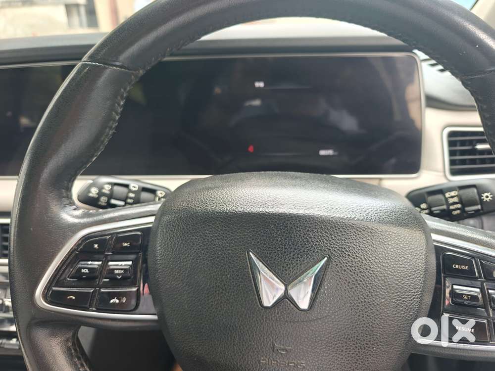 Mahindra Xuv700 2.2 Ax 7 Diesel Mt Str, 2022, Diesel