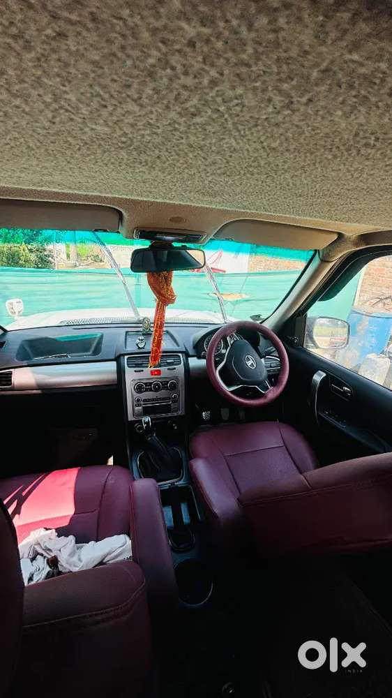 Tata Safari Storme 2018