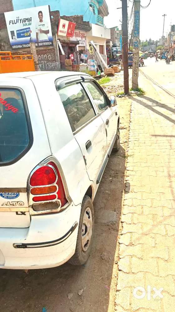 Geniune Driven Car On Single Hand