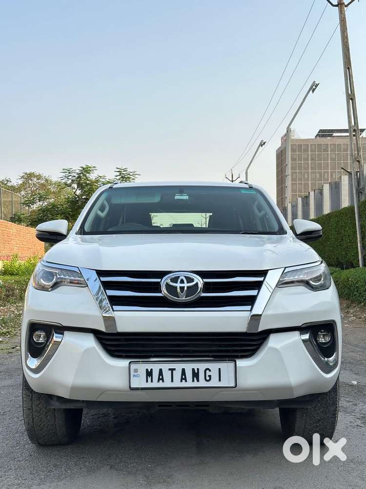 Toyota Fortuner 4x2 At 2.8 Diesel, 2020, Diesel