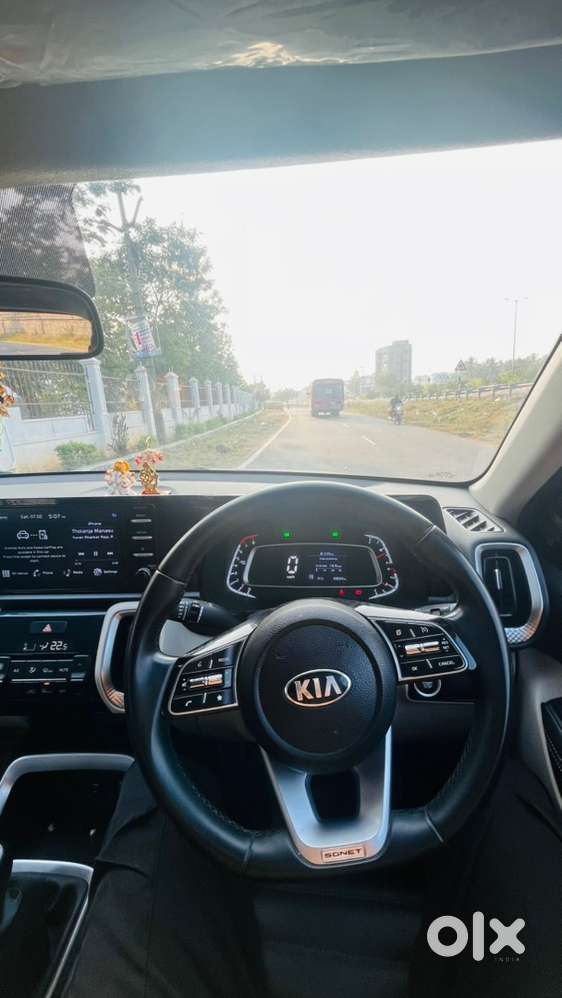 Kia Sonet 2021 Petrol Well Maintained